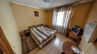 Отель Отель Князь Олег Долина Стандартный двухместный номер с 1 кроватью или 2 отдельными кроватями-3